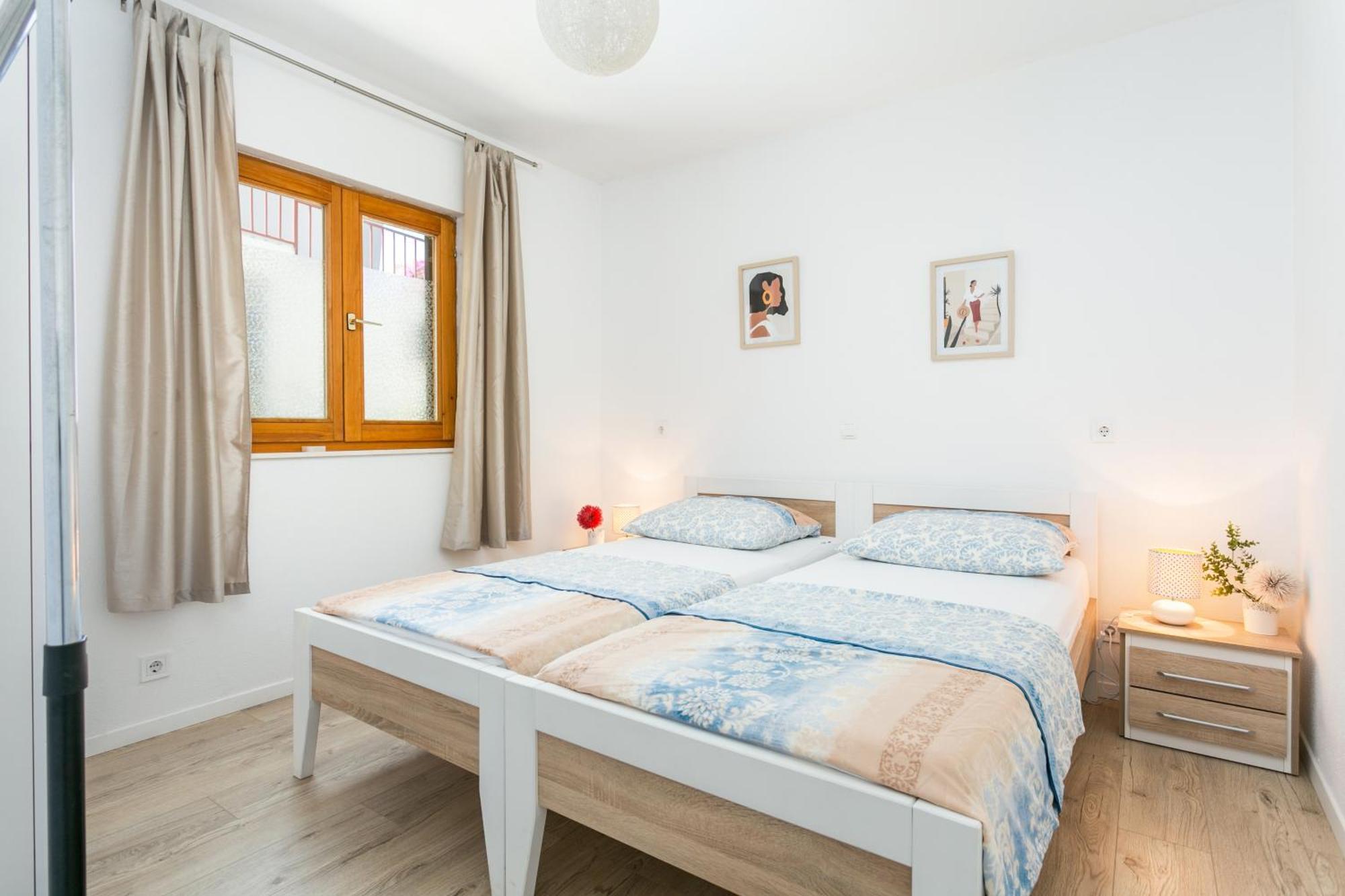 Apartments With A Parking Space Podstrana, Split - 17586 Εξωτερικό φωτογραφία