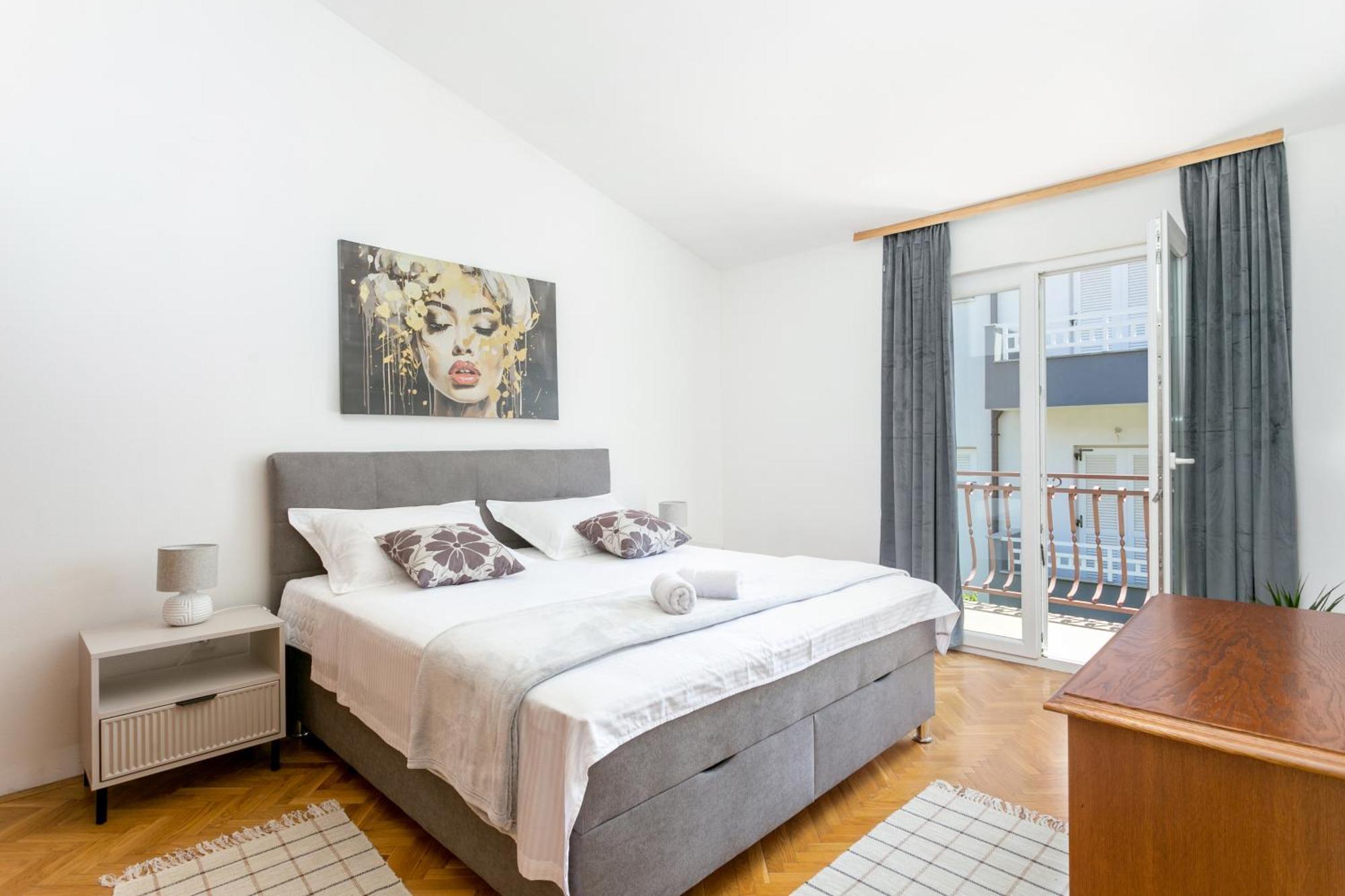Apartments With A Parking Space Podstrana, Split - 17586 Εξωτερικό φωτογραφία